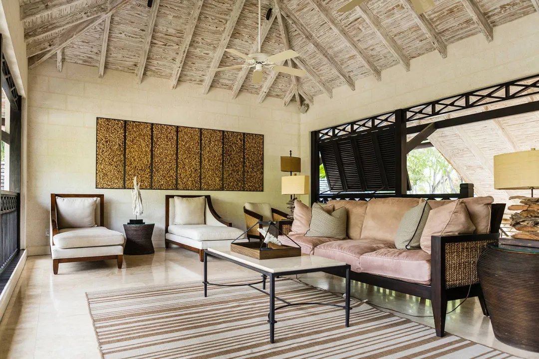 Coral-Reef-Club-Spa-Lounge