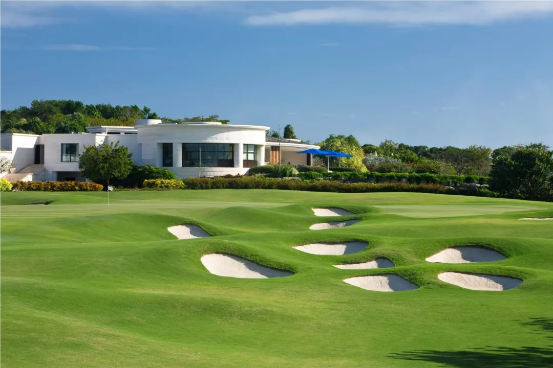 Sandy-Lane-Club-House