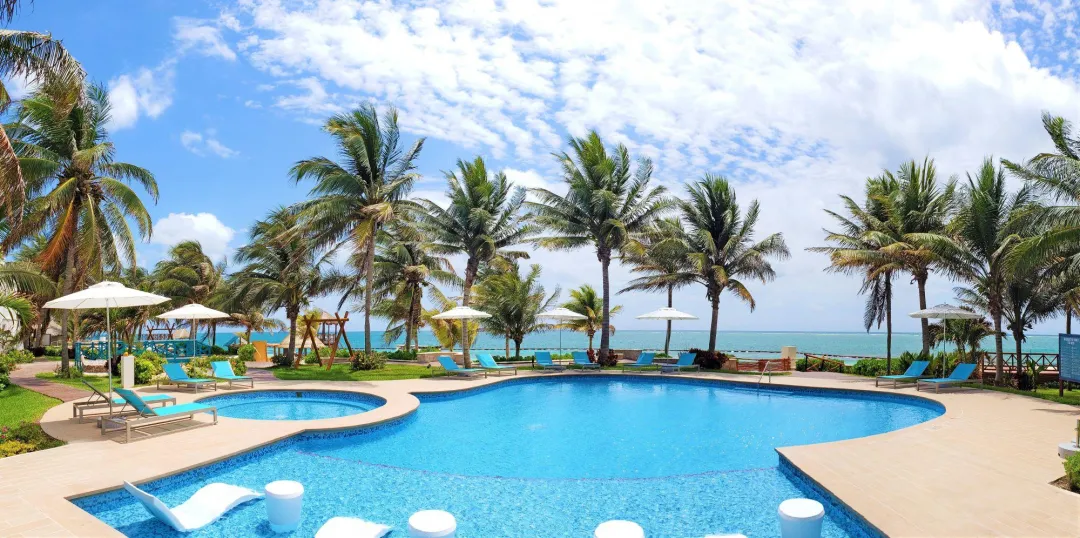 Margaritaville Island Reserve Riviera Cancun by Karisma - Main Pool with Sea View