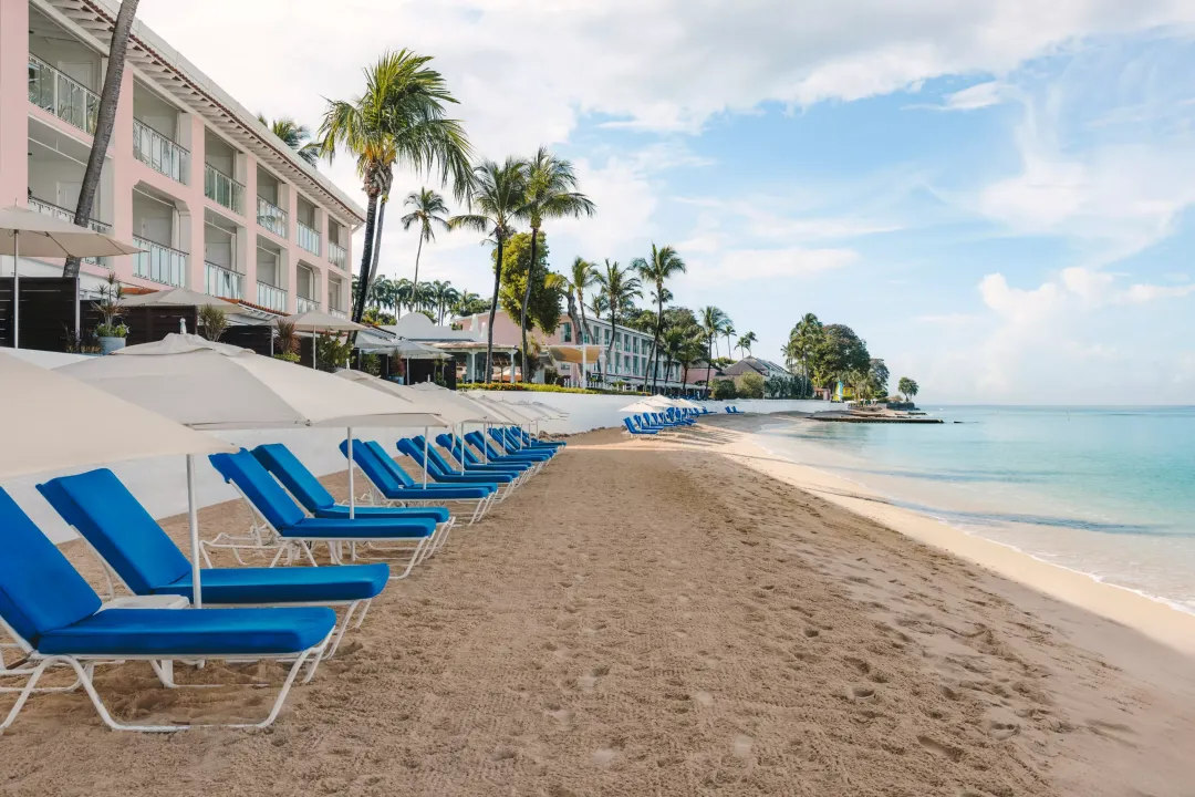 Fairmont-Royal-Pavilion-Beach-Chairs