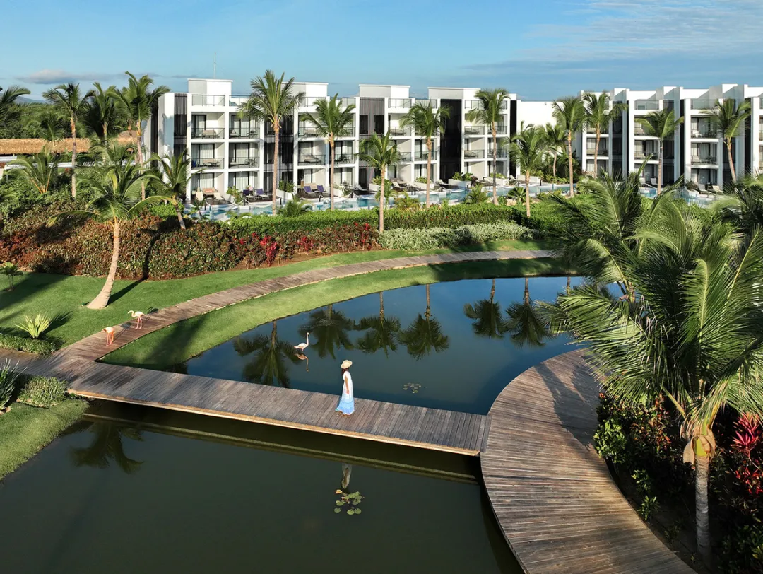 Odysseys Travel - Finest Punta Cana - Garden Lake