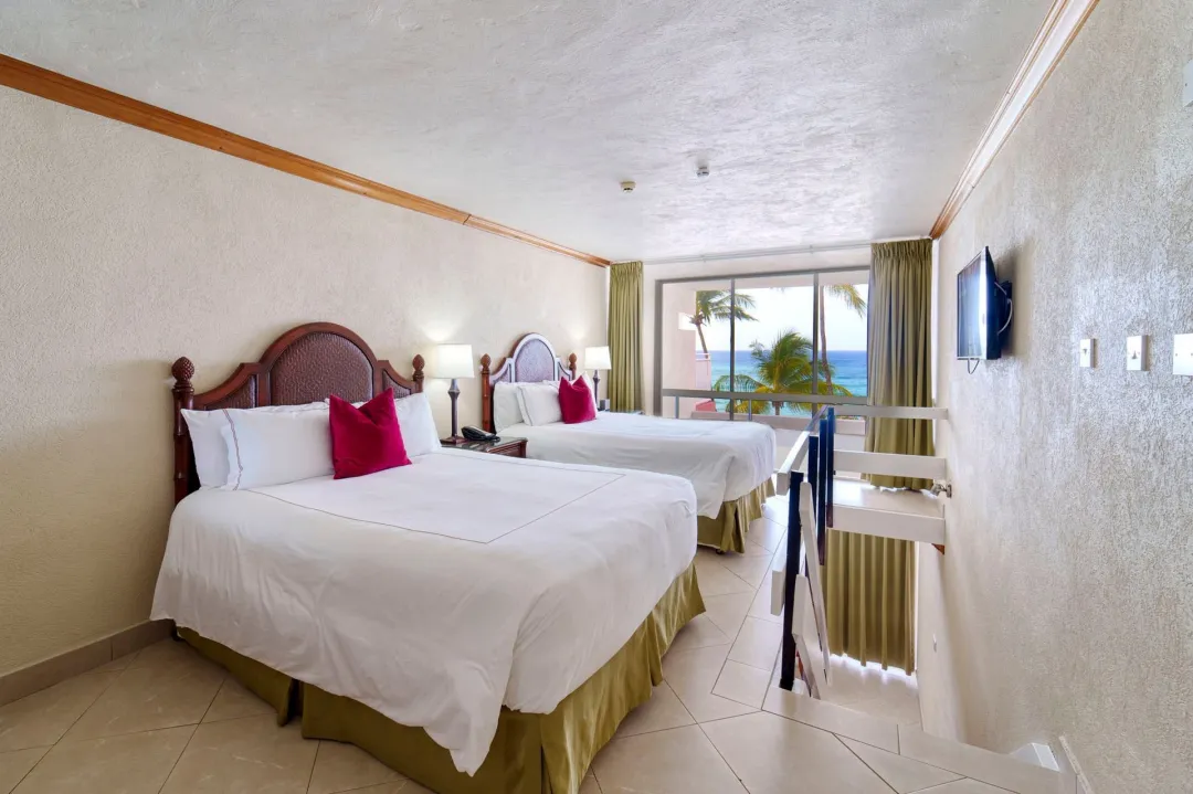 Southern-Palms-Beach-Resort-Luxury-Suite-Twin-Beds