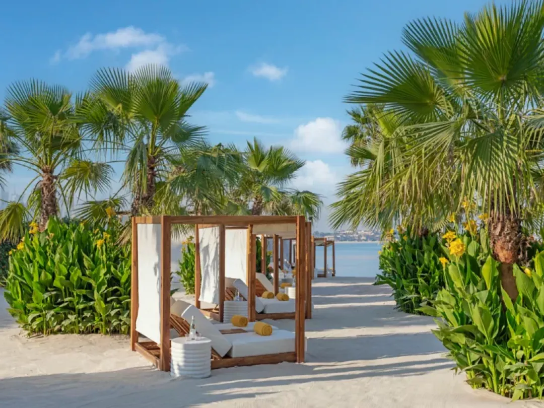 Fairmont-The-Palm-Beach-Cabana