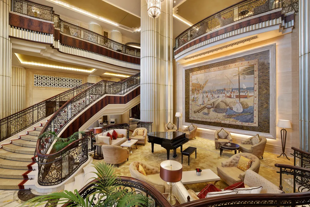 St.-Regis-Abu-Dhabi-Lobby