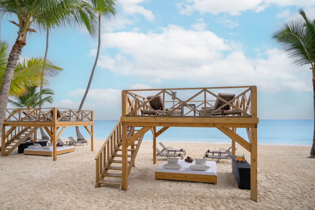 Odysseys Travel - Dreams Flora - Beach Cabana