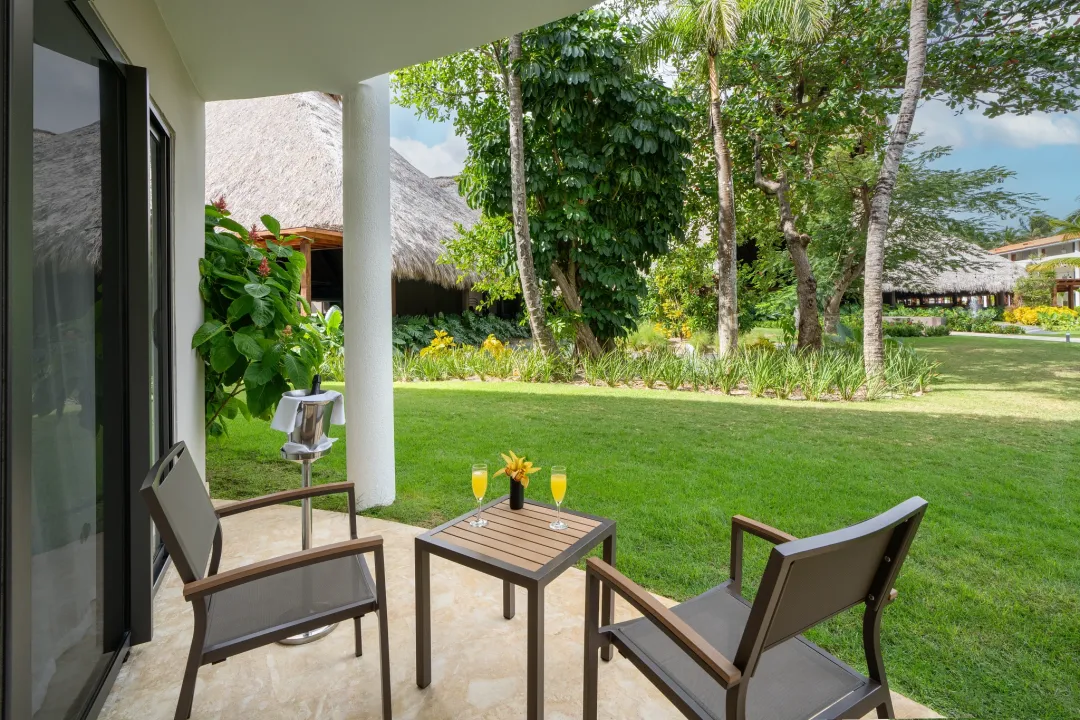 Odysseys Travel - Dreams Flora - Junior Suite Tropical View - Terrace Lounge