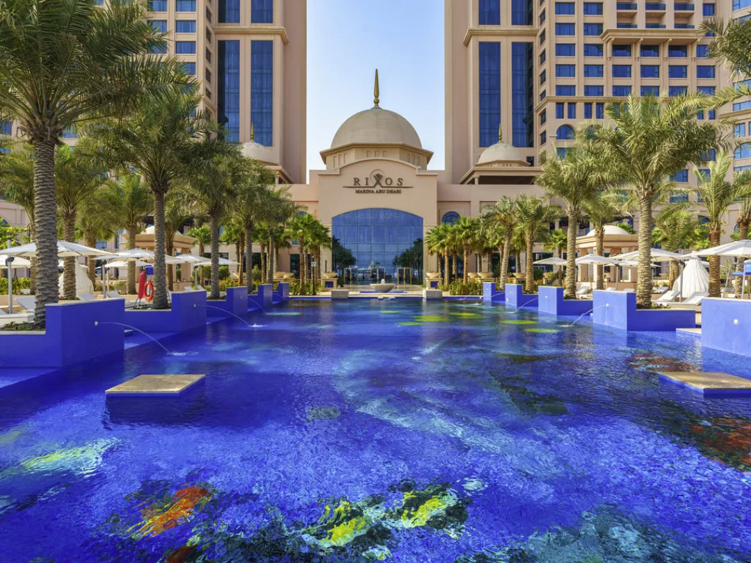 Rixos-Marina-Abu-Dhabi-Pool