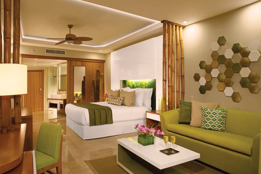 Odysseys Travel - Dreams Onyx - Junior Suite - King Bed