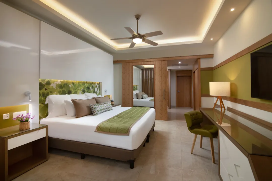 Odysseys Travel - Dreams Onyx - Premium Junior Suite Tropical View - King Bed View