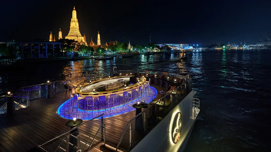 Banyan-Tree-Bangkok-Terrace-Bar