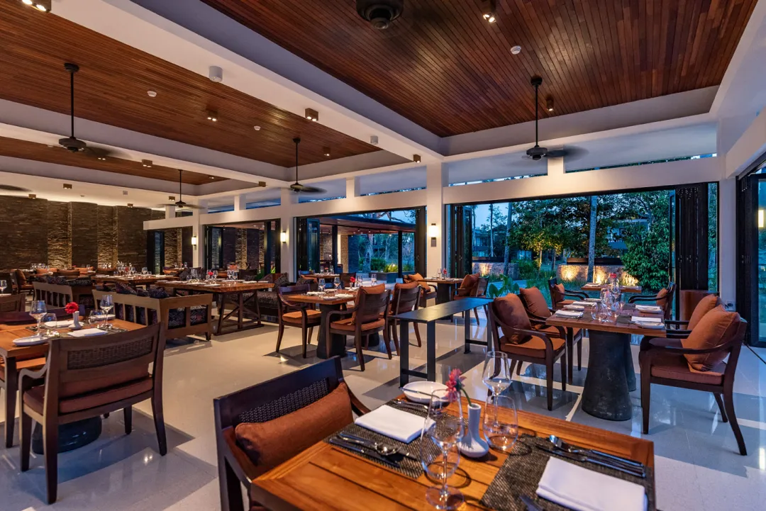 The-Residence-Bintan-Rica-rica-restaurant
