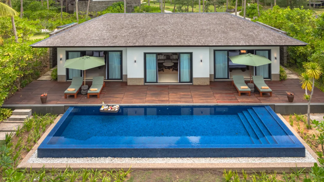 The-Residence-Bintan-Two-Bedroom-Beachfront-Villa-Aerial-View