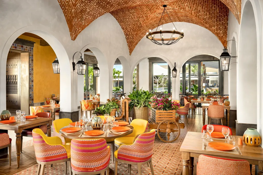 Odysseys Travel - Secrets Tides Punta Cana - El Patio - Interior set up