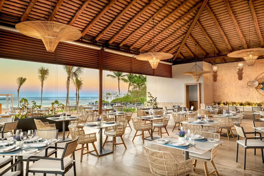 Odysseys Travel - Secrets Tides Punta Cana - Oceana - Interior set up