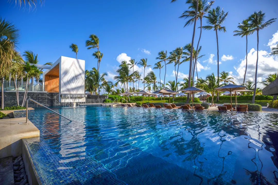 Secrets Royal Beach Punta Cana -Infinity Pool
