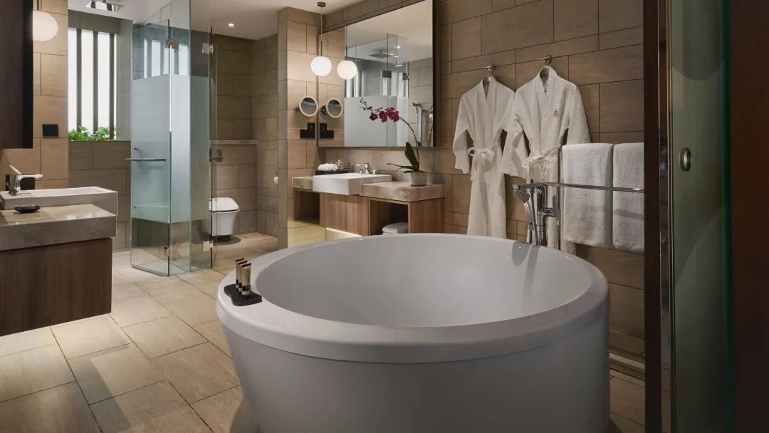 ParkRoyal-Langkawi-Pool-Villa-Bathtub