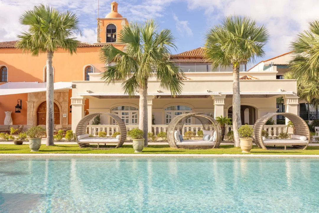 Sanctuary Cap Cana a Luxury Collection Resort - Love Bar Pool