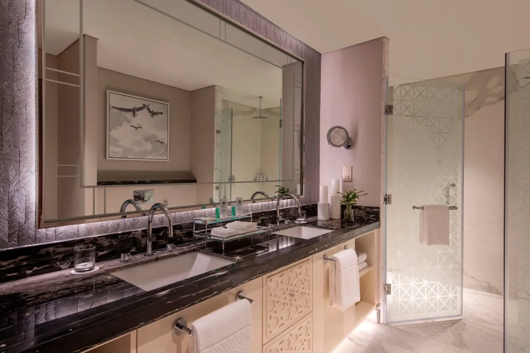 The St. Regis Marsa - Townhouse - Bathroom