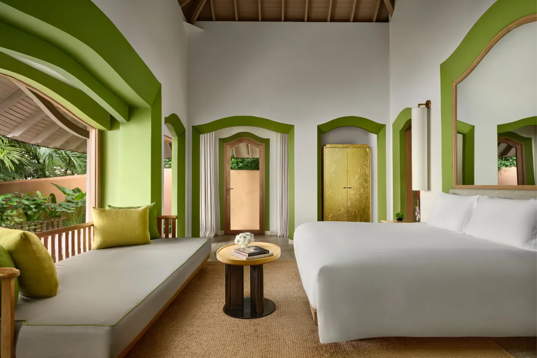 Phulaty-BAy-Beachfront-Villa-with-Pool-Bedroom