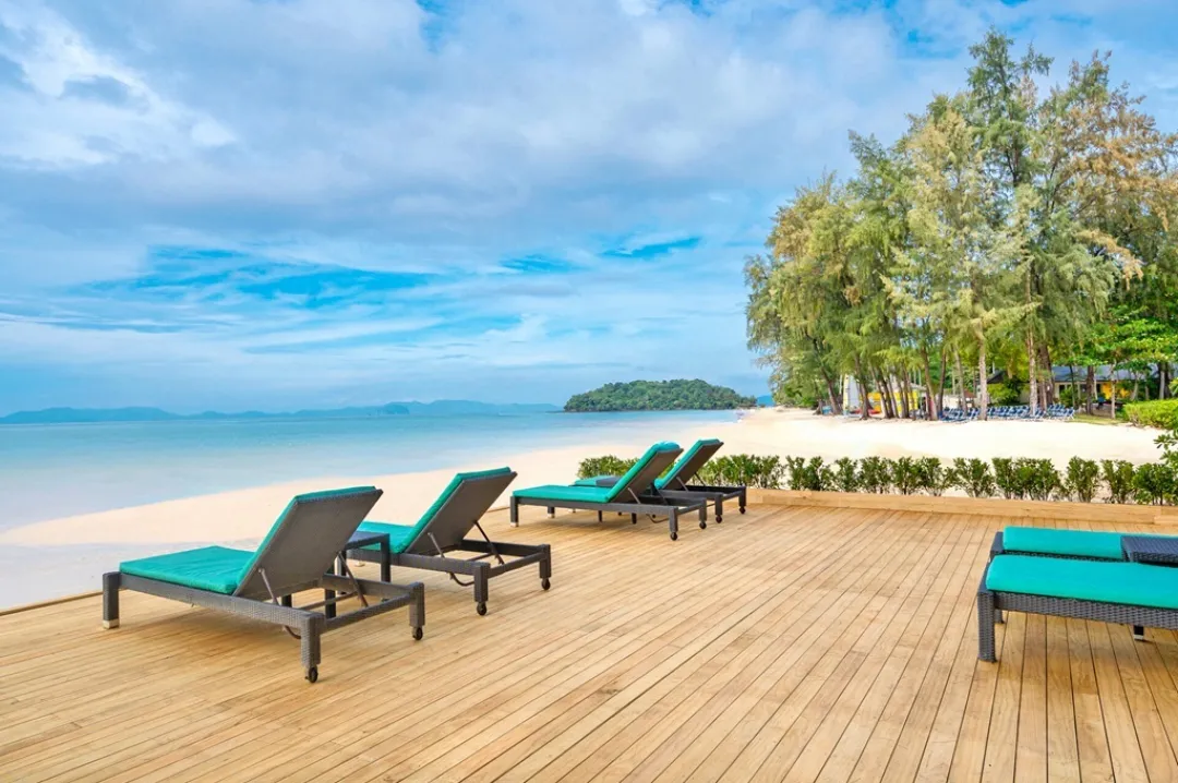 Dusit-Thani-Krabi-Beach-View