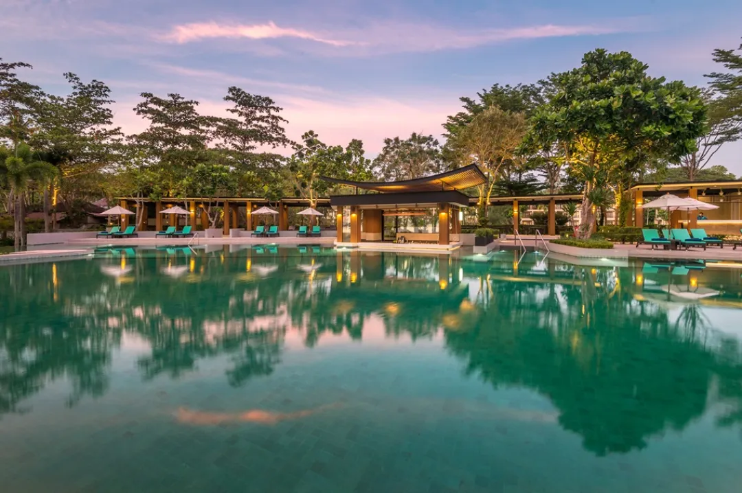 Dusit-Thani-Krabi-Breeze-Pool