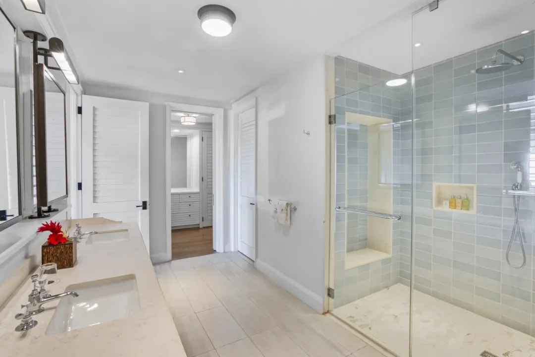 Great House Ocean Room - Bathroom