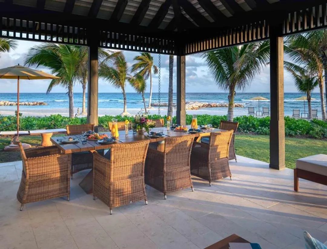 Estate Ocean Suite - Terrace Dining with Sea View