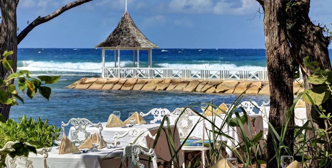Seagrape Restaurant