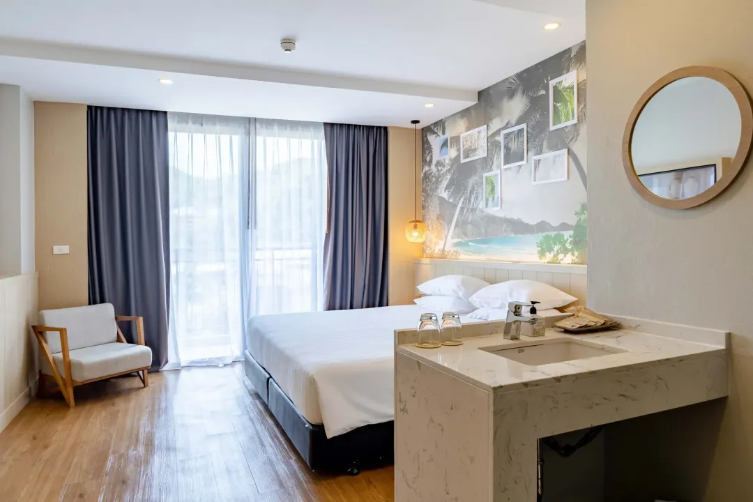 Sea-Seeker-Krabi-Deluxe-Mountain-View-King-Bed