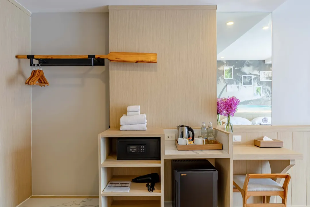 Sea-Seeker-Krabi-Deluxe-Mountain-View-Amenities