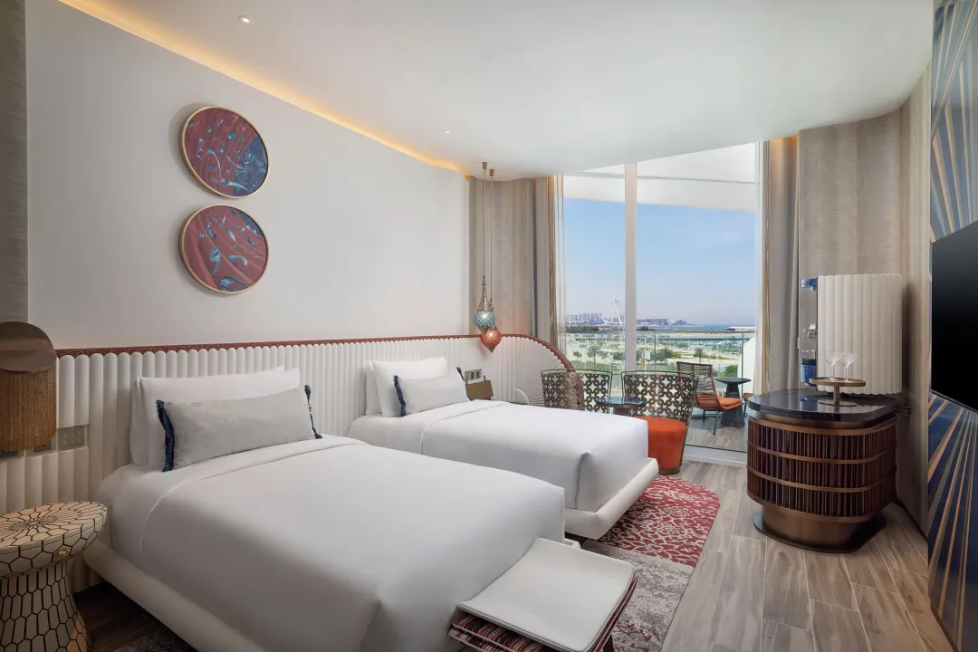 W-Dubai-Mina-Seyahi-Deluxe-Harbour-View-Room-Twin-Beds