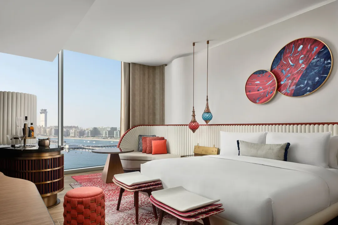 W-Dubai-Mina-Seyahi-Premier-Deluxe-Sea-View-Room-King-Bed