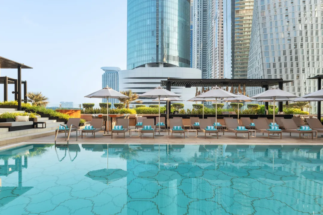 Grosvenor-House-Pool