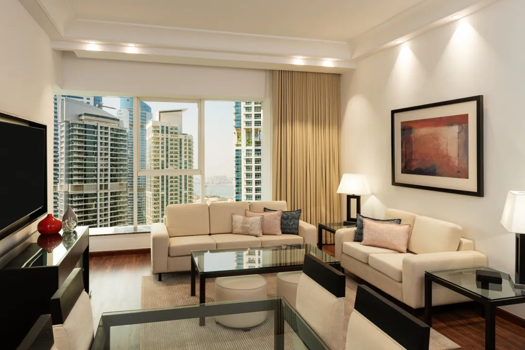 Grosvenor-House-One-Bedroom-Junior-Suite-Living-Room