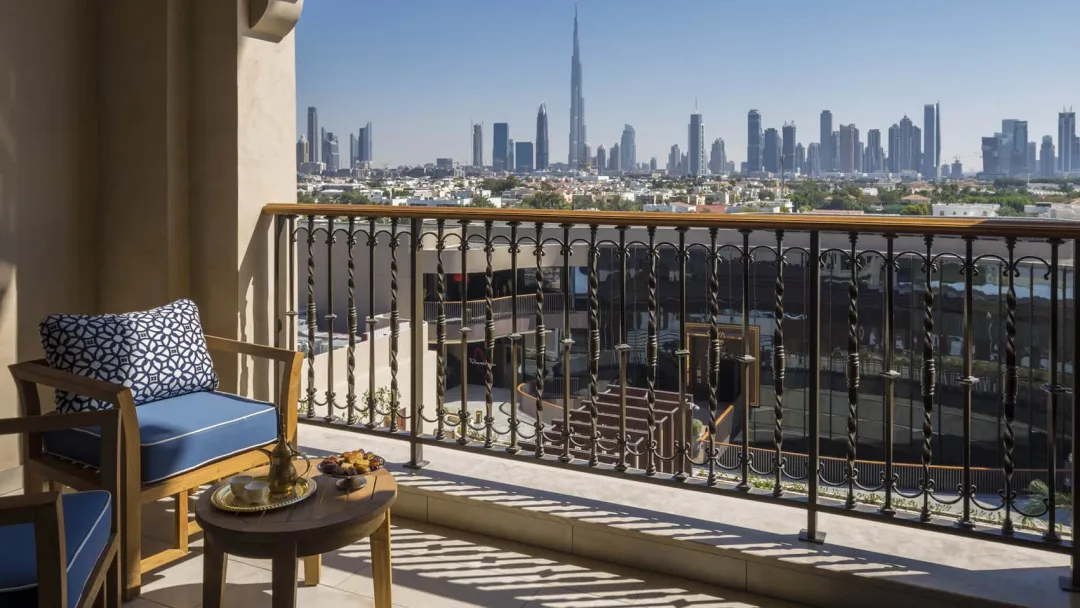 Four Seasons Dubai -Jumeirah Skyline View Suite - Balcony