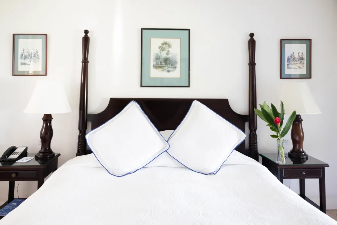Deluxe Verandah Suite - Bedroom