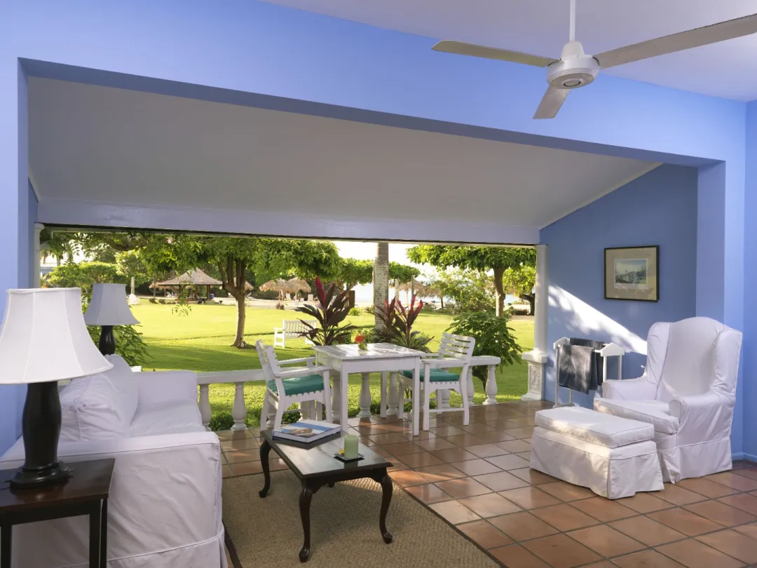 Deluxe Verandah Suite - Seating Aeria