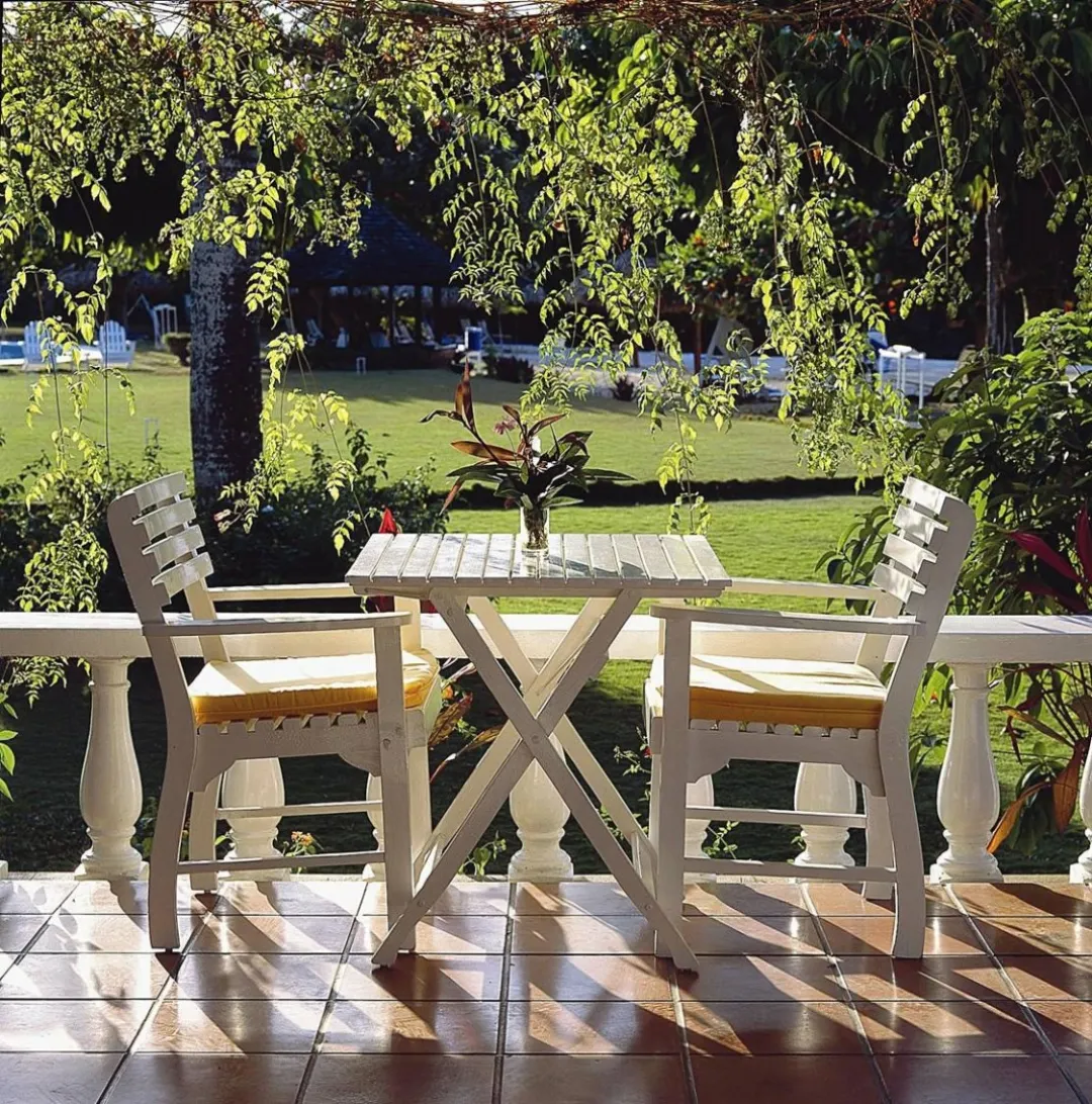 Deluxe Verandah Suite - Terrace Dining