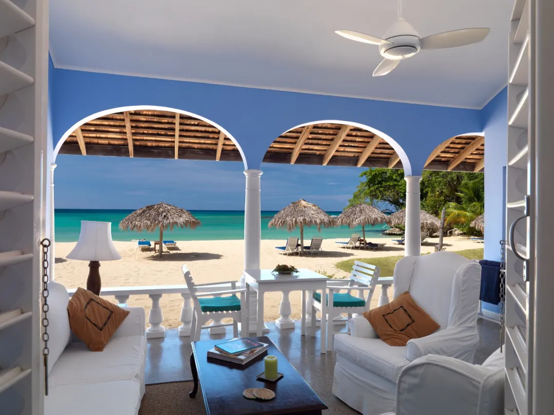Premier Verandah Suite -Seating Aeria