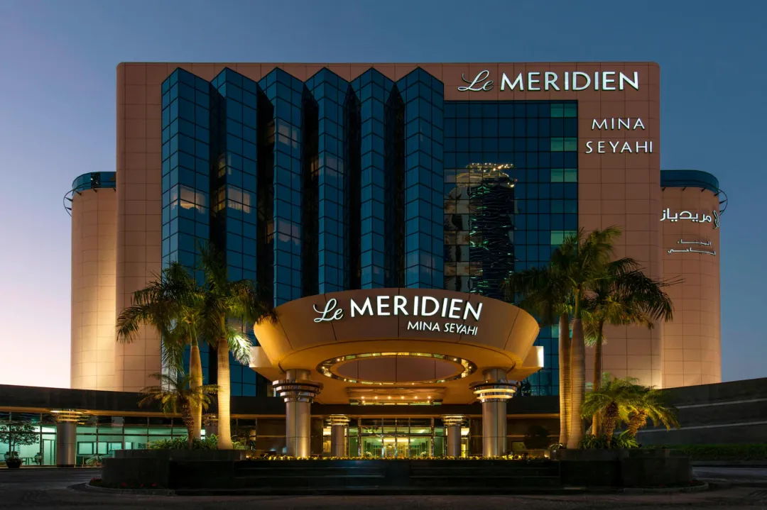 Le-Meridien-Mina-Seyahi-Beach-Resort-and-Waterpark-Hotel-Branding