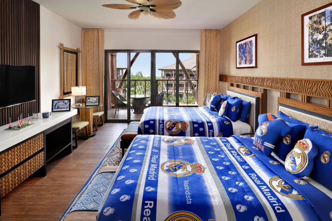 Lapita-Dubai-Parks-Deluxe-Resort-View-Themed-Twin-Beds