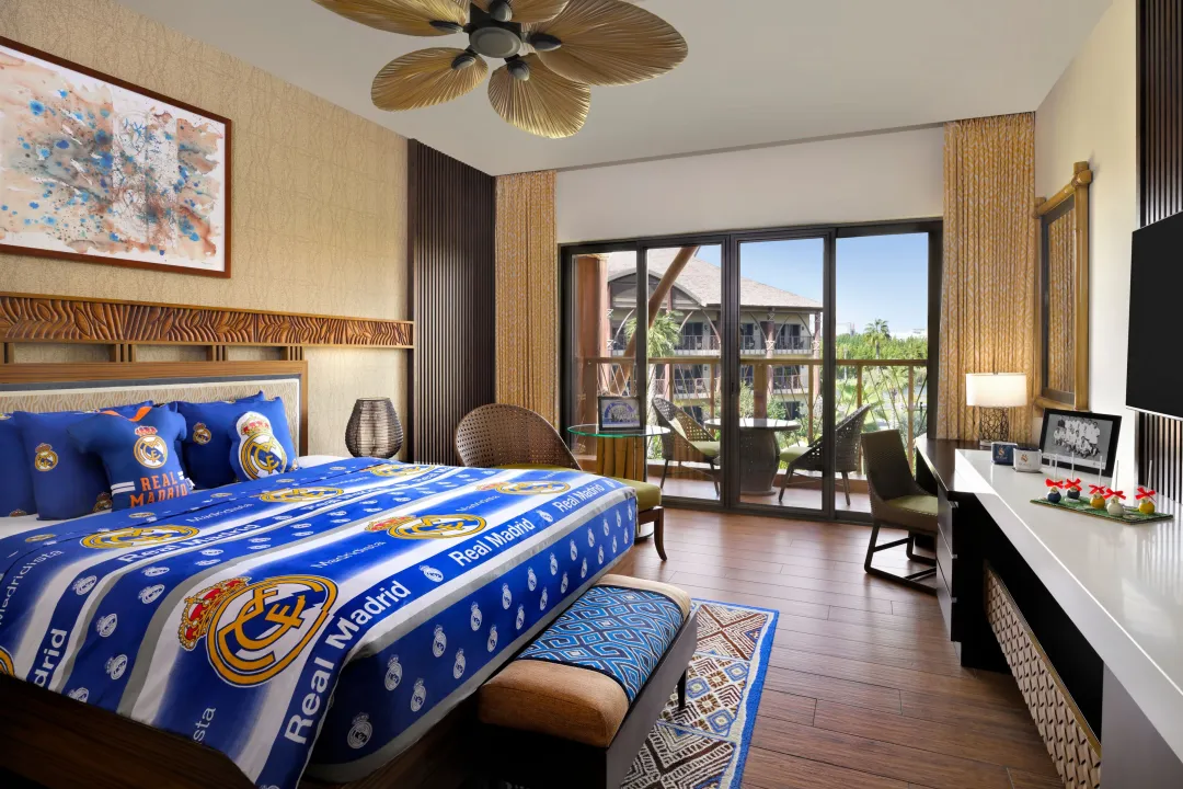 Lapita-Dubai-Parks-Deluxe-Resort-View-Themed-King-Bed