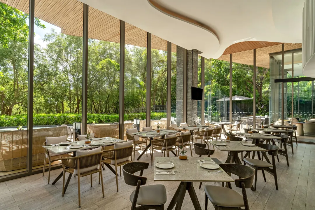 Bayphere-Hotel-Pattaya-Restaurant