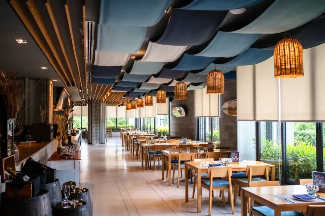 Cross Pattaya Pratamnak - Ocean Bistro