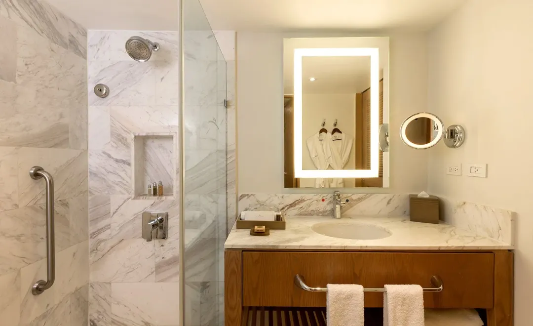 Superior Honeymoon Deluxe - Bathroom