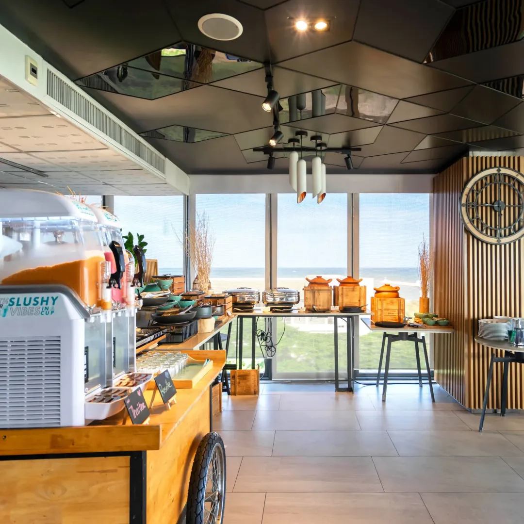 Seaphere-Hotel-Pattaya-Restaurant-Kiosk