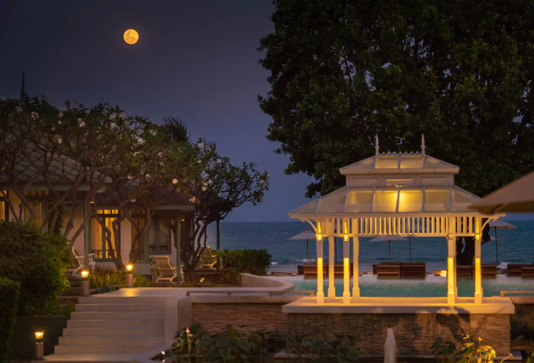 Devasom-Hua-Hin-Resort-on-a-Full-Moon-Day