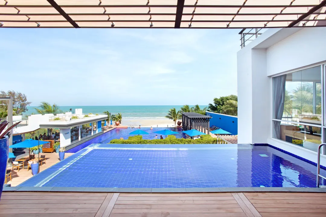 Ace-of-Hua-Hin-One-Bedroom-Pool-Suite-Private-Pool