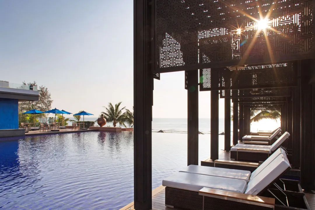 Ace-of-Hua-Hin-Pool-Cabanas
