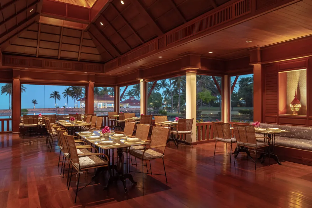 Dusit-Thani-Hua-Hin-Ban-Benjarong